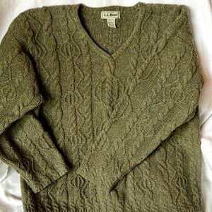 100% wool V-neck cable knit sweater by L.L. Bean, in women’s large